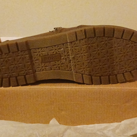 Very nice casual - Picture 3 of 5